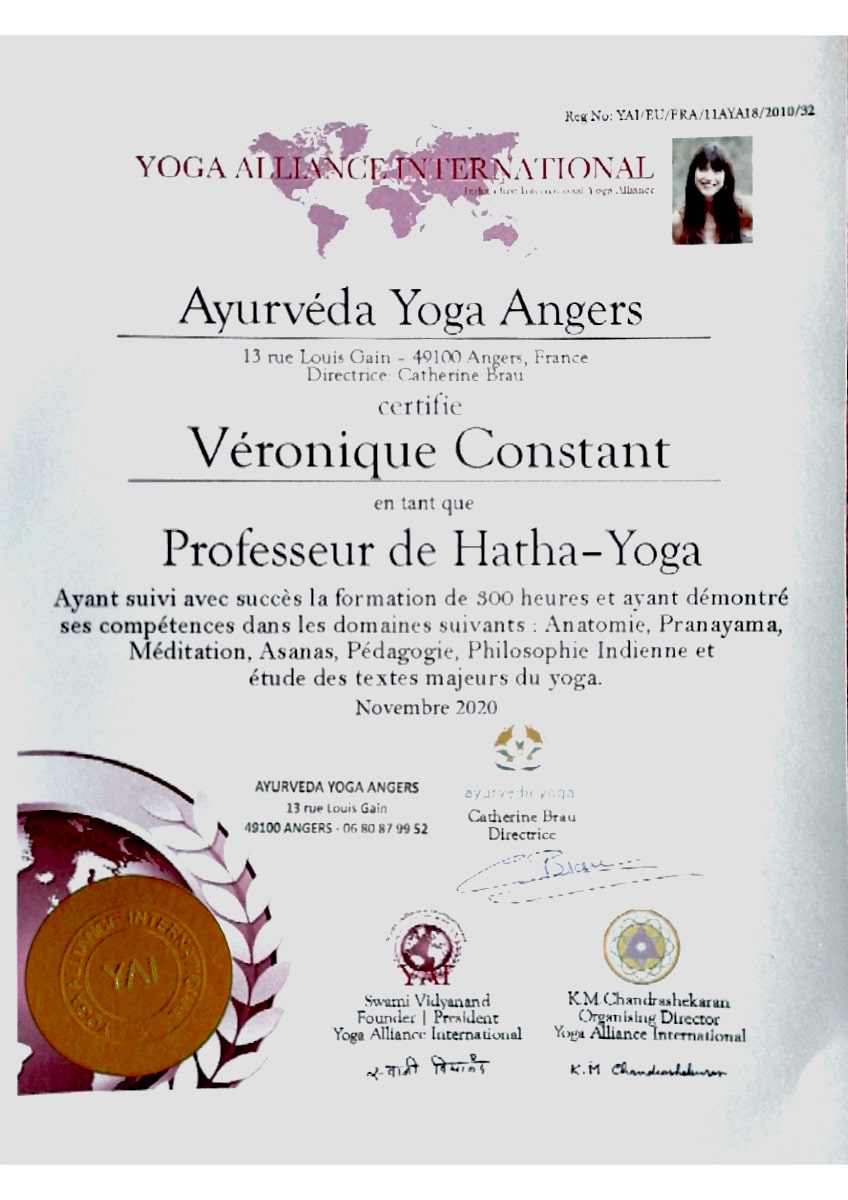 You are currently viewing Certificat de Yoga – Professeur de Hatha Yoga